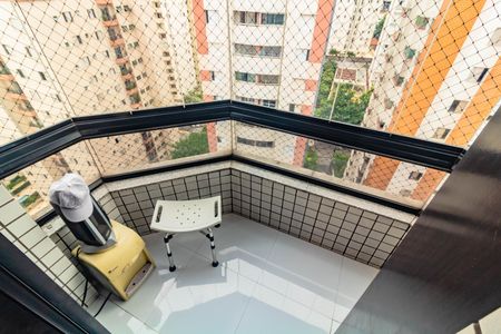 Apartamento à venda com 197m², 4 quartos e 2 vagas Apartamento à venda com 197m², 4 quartos e 2 vagasVaranda do Quarto 3