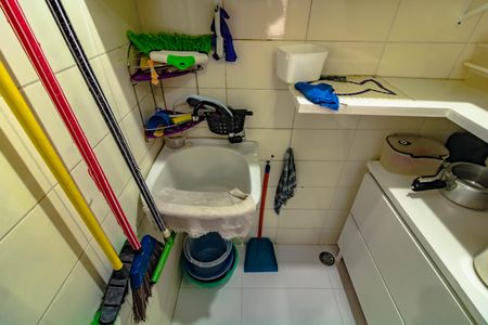 Apartamento à venda com 197m², 4 quartos e 2 vagas Apartamento à venda com 197m², 4 quartos e 2 vagasÁrea de Serviço