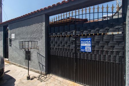 Casa para alugar com 90m², 3 quartos e 2 vagasFachada