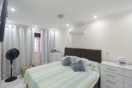 Casa para alugar com 90m², 3 quartos e 2 vagasSuíte 1