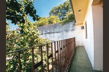 Casa à venda com 230m², 4 quartos e 1 vaga