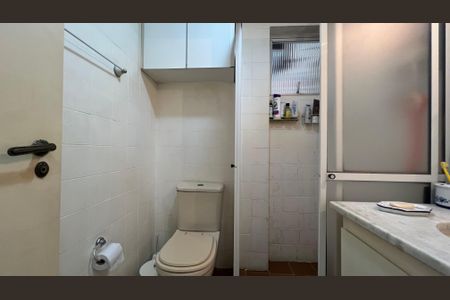 Apartamento à venda com 83m², 3 quartos e 1 vagaBanheiro
