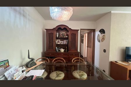 Apartamento à venda com 83m², 3 quartos e 1 vagaSala 