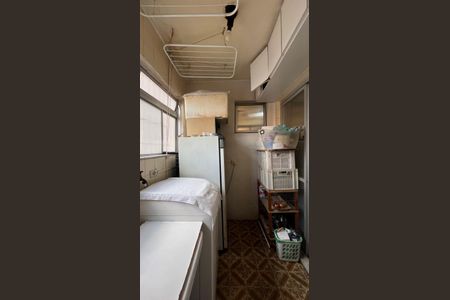 Apartamento à venda com 83m², 3 quartos e 1 vagaÁrea de Serviço