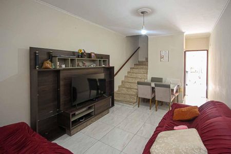 Casa à venda com 68m², 3 quartos e 2 vagas Casa à venda com 68m², 3 quartos e 2 vagasSala