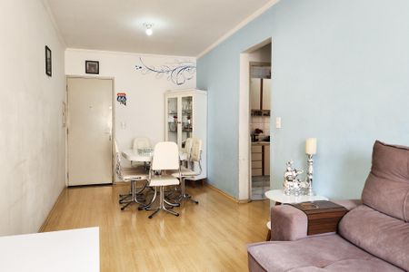 Apartamento para alugar com 68m², 2 quartos e 1 vagaSala