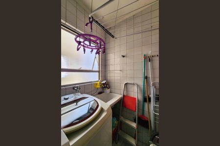 Apartamento para alugar com 68m², 2 quartos e 1 vagaÁrea de Serviço 