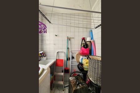 Apartamento para alugar com 68m², 2 quartos e 1 vagaÁrea de Serviço 