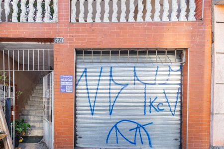 Casa para alugar com 151m², 2 quartos e 1 vagaFachada + Placa