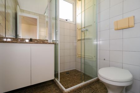 Apartamento à venda com 130m², 4 quartos e 2 vagasBanheiro da Suíte 2