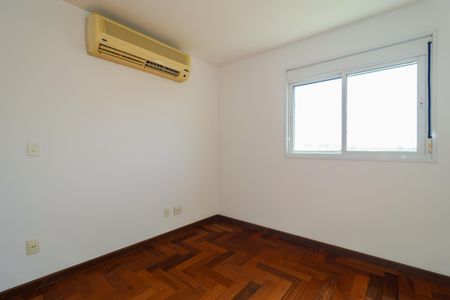 Apartamento à venda com 130m², 4 quartos e 2 vagasSuíte 1