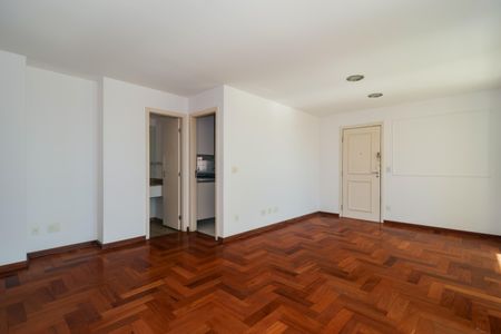 Apartamento à venda com 130m², 4 quartos e 2 vagasSala