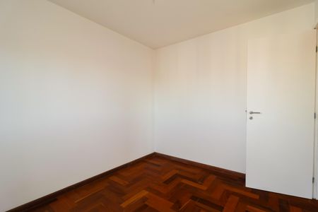 Apartamento à venda com 130m², 4 quartos e 2 vagasQuarto 3