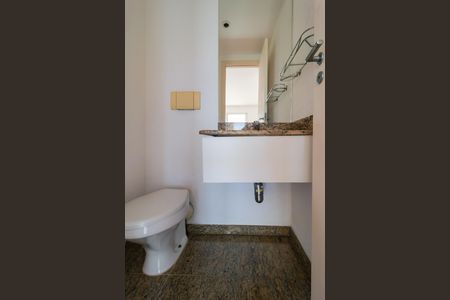 Apartamento à venda com 130m², 4 quartos e 2 vagasLavabo