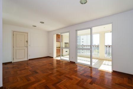 Apartamento à venda com 130m², 4 quartos e 2 vagasSala