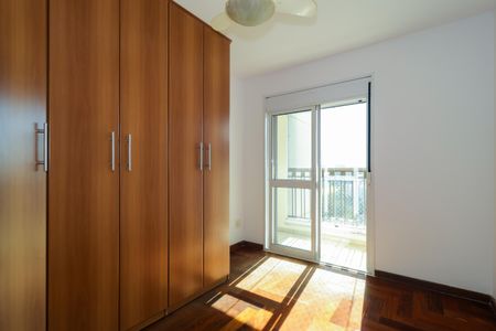 Apartamento à venda com 130m², 4 quartos e 2 vagasQuarto 4