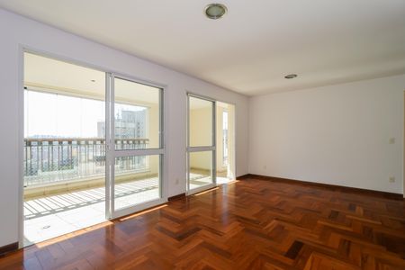 Apartamento à venda com 130m², 4 quartos e 2 vagasSala