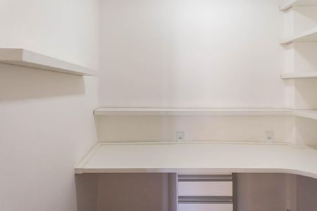 Apartamento à venda com 118m², 3 quartos e 2 vagasEscritório