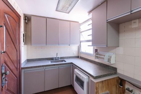 Apartamento à venda com 118m², 3 quartos e 2 vagasCozinha