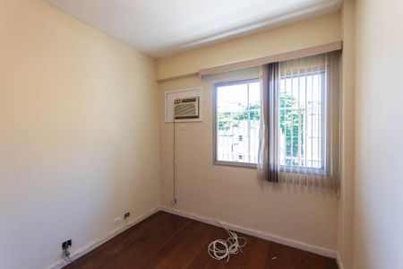 Apartamento à venda com 118m², 3 quartos e 2 vagasQuarto 1