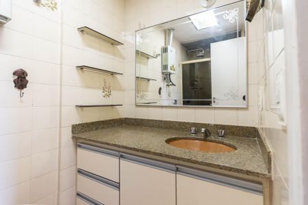 Apartamento à venda com 118m², 3 quartos e 2 vagasBanheiro