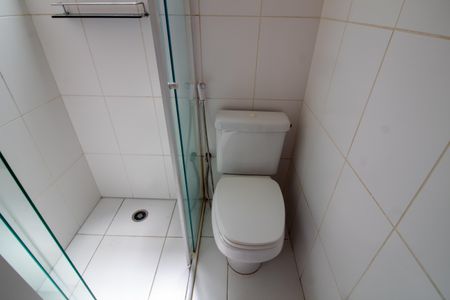Apartamento para alugar com 96m², 2 quartos e 2 vagas Apartamento para alugar com 96m², 2 quartos e 2 vagasBanheiro da Suíte 1