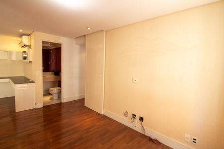Apartamento para alugar com 96m², 2 quartos e 2 vagas Apartamento para alugar com 96m², 2 quartos e 2 vagasSala de Tv