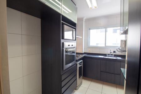 Apartamento para alugar com 96m², 2 quartos e 2 vagas Apartamento para alugar com 96m², 2 quartos e 2 vagasCozinha