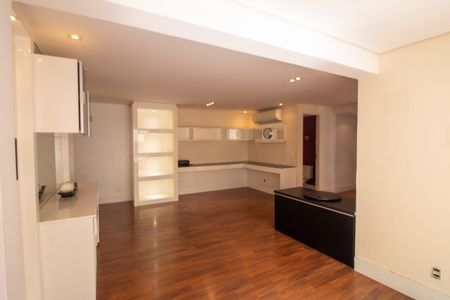 Apartamento para alugar com 96m², 2 quartos e 2 vagas Apartamento para alugar com 96m², 2 quartos e 2 vagasSala