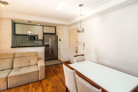 Apartamento à venda com 58m², 2 quartos e 1 vagaSala