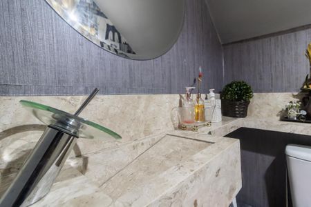 Casa à venda com 100m², 2 quartos e 2 vagas Casa à venda com 100m², 2 quartos e 2 vagasLavabo da Sala