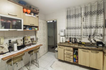 Casa à venda com 100m², 2 quartos e 2 vagas Casa à venda com 100m², 2 quartos e 2 vagasCozinha