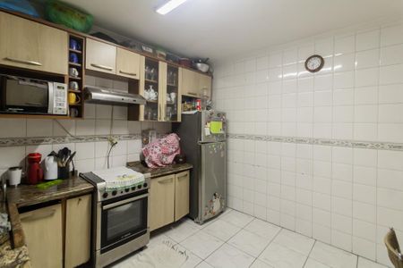 Casa à venda com 100m², 2 quartos e 2 vagas Casa à venda com 100m², 2 quartos e 2 vagasCozinha