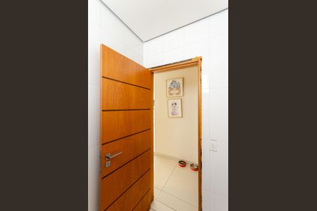 Casa para alugar com 390m², 3 quartos e 6 vagas Casa para alugar com 390m², 3 quartos e 6 vagasLavabo 2