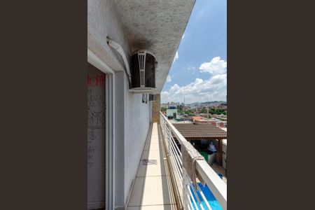 Casa para alugar com 390m², 3 quartos e 6 vagas Casa para alugar com 390m², 3 quartos e 6 vagasSuíte 2 - varanda