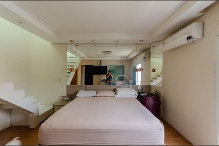 Casa para alugar com 390m², 3 quartos e 6 vagas Casa para alugar com 390m², 3 quartos e 6 vagasSuíte 1