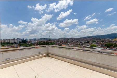 Casa para alugar com 390m², 3 quartos e 6 vagas Casa para alugar com 390m², 3 quartos e 6 vagasTerraço