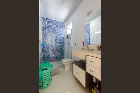 Casa para alugar com 390m², 3 quartos e 6 vagas Casa para alugar com 390m², 3 quartos e 6 vagasSuíte 2 - banheiro