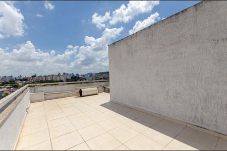 Casa para alugar com 390m², 3 quartos e 6 vagas Casa para alugar com 390m², 3 quartos e 6 vagasTerraço
