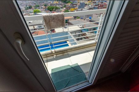 Casa para alugar com 390m², 3 quartos e 6 vagas Casa para alugar com 390m², 3 quartos e 6 vagasSuíte 2 - varanda