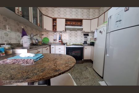 Apartamento à venda com 220m², 4 quartos e 1 vagaCozinha 