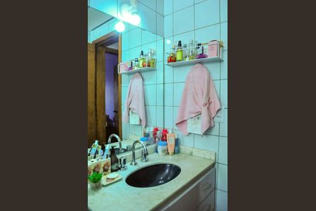 Apartamento à venda com 138m², 3 quartos e 2 vagasBanheiro 1