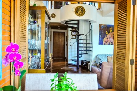 Apartamento à venda com 138m², 3 quartos e 2 vagasSala 2