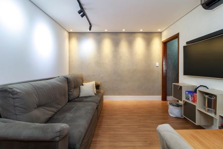 Apartamento à venda com 58m², 2 quartos e 1 vaga Apartamento à venda com 58m², 2 quartos e 1 vagaSala