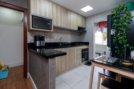 Apartamento à venda com 58m², 2 quartos e 1 vaga Apartamento à venda com 58m², 2 quartos e 1 vagaCozinha