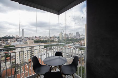 Apartamento à venda com 68m², 2 quartos e 1 vagaVaranda
