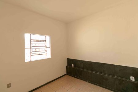 Casa para alugar com 50m², 1 quarto e 1 vagaQuarto