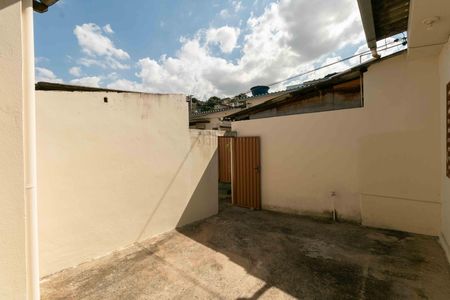 Casa para alugar com 50m², 1 quarto e 1 vagaÁrea Externa