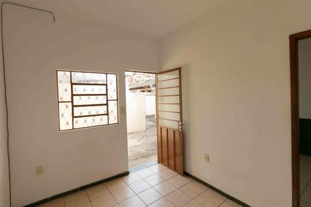 Casa para alugar com 50m², 1 quarto e 1 vagaSala