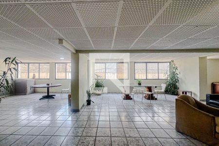 Apartamento à venda com 80m², 2 quartos e 1 vagaÁrea comum